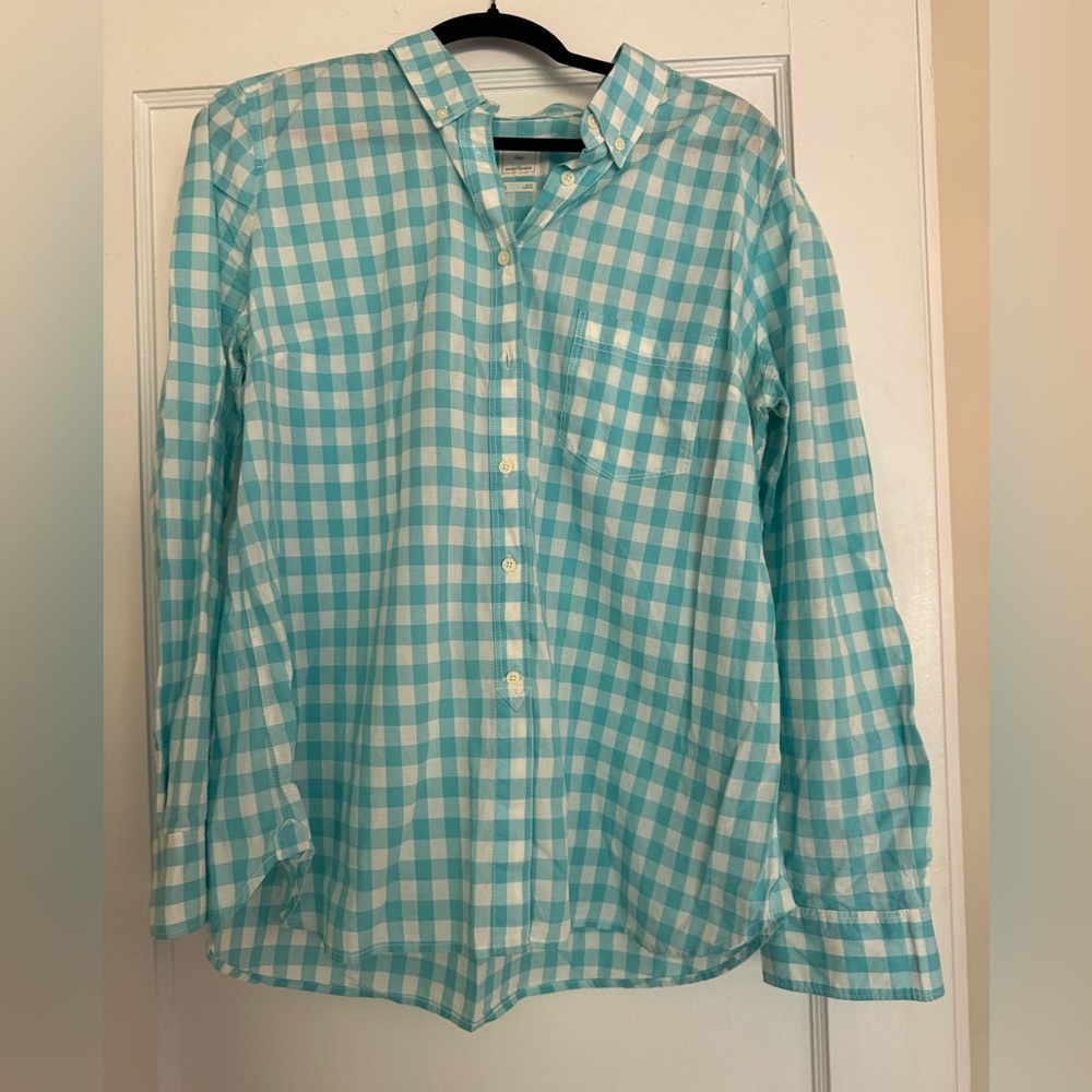 Gap button down
